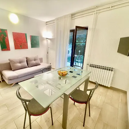 Charming + Free Bikes Apartment *