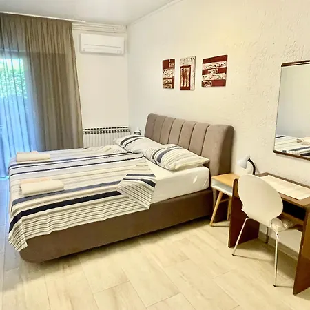 Apartment Charming + Free Bikes